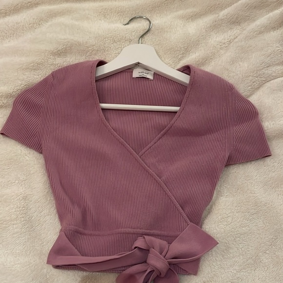 Aritzia Wilfred blouse tee with tie-waist - light purple, size XS - Picture 3 of 6